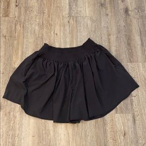 Athleta Black Sneaky Shorts Skort with pockets